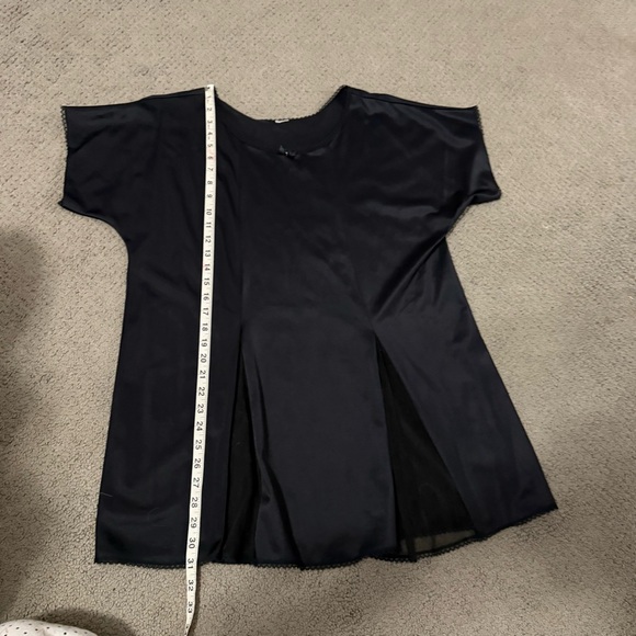 3/$20⚡️ Vintage Black Short Sleeve Mini Dress with Sheer Panels and Crewneck - Picture 13 of 16